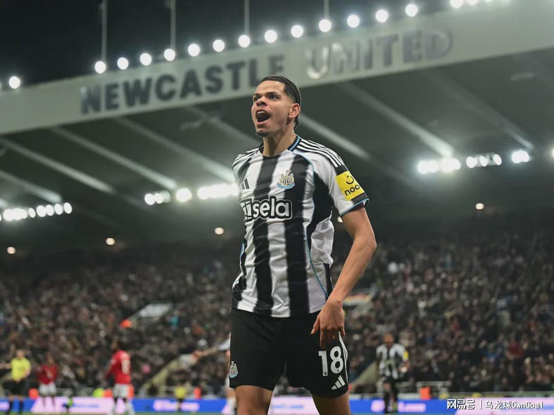 开云-英超绝杀！曼城爆冷！曼联丢分稳居前三，夺冠热门7分领跑