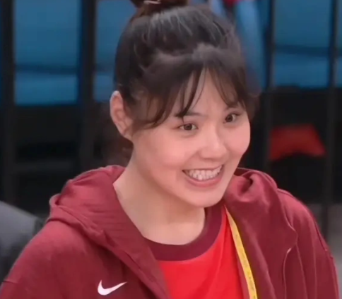 开云体育官网-中国女篮世预赛开门红，全体球员评分，2大亮点+2个不足